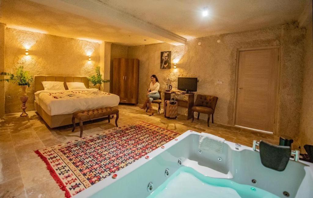 Hydros Cave Suit Üchisar Bagian luar foto