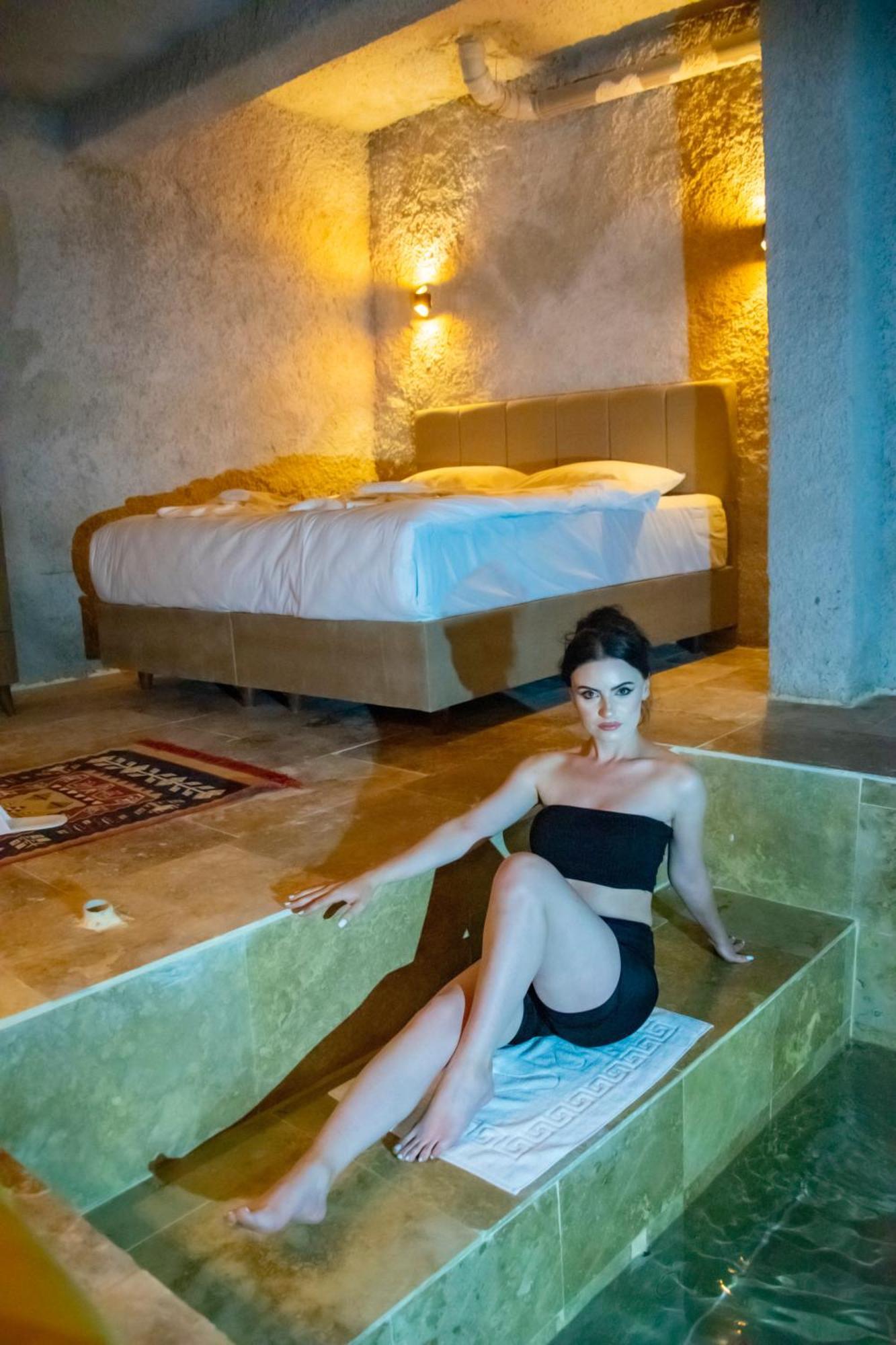 Hydros Cave Suit Üchisar Bagian luar foto